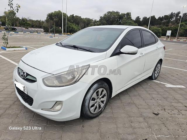 Hyundai Accent - 2