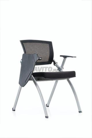 Chaise de formation avec tablette d'écritoire