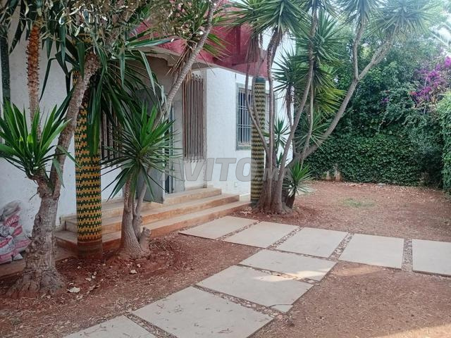 Villa commerciale à louer – Casablanca