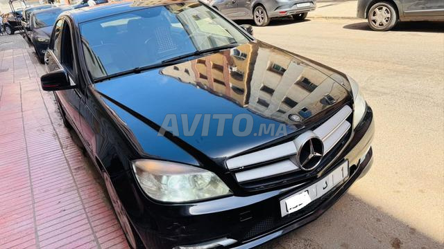 مرسيدس بنز سي كلاس 63 بنزين حزمة AMG