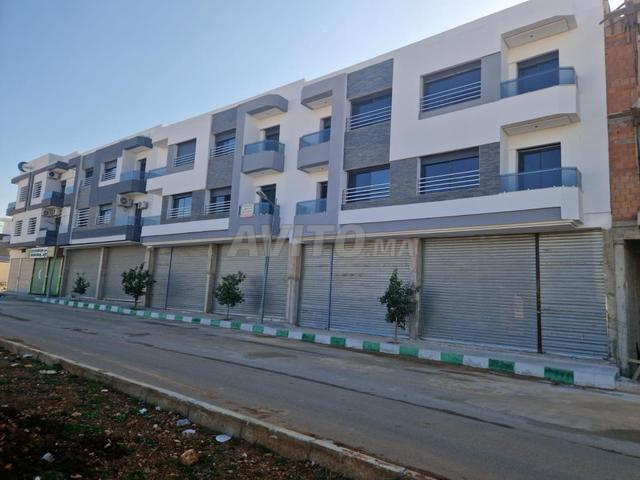 محلات تجارية للبيع تجزئة البديع قرب la villa 2
