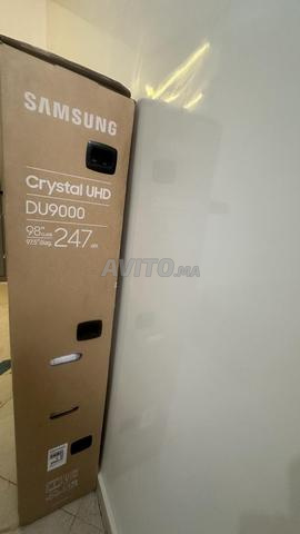TV SAMSUNG 98 série 9 crystal (UHD)
