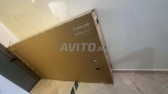 TV SAMSUNG 98 série 9 crystal (UHD)