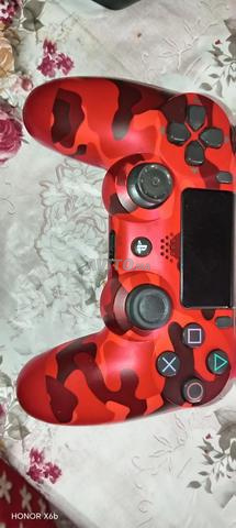 PS4 avec manette originale - 2