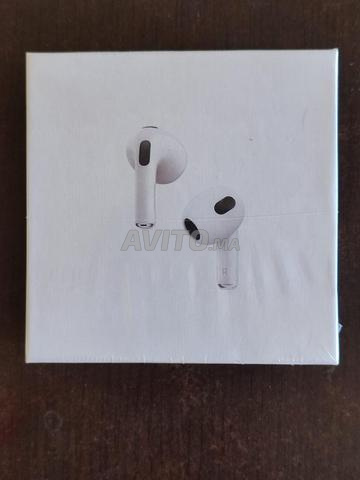 سماعات بلوتوث Airpods الجيل الثالث - 2