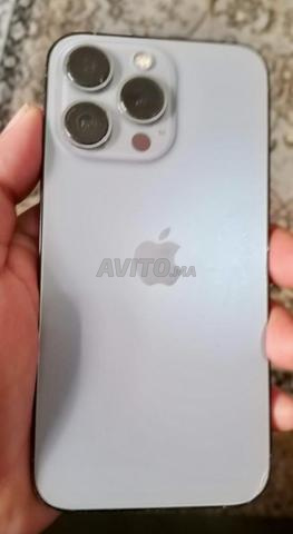 Téléphone bon état, Face ID non fonctionnel, état de la batterie 78