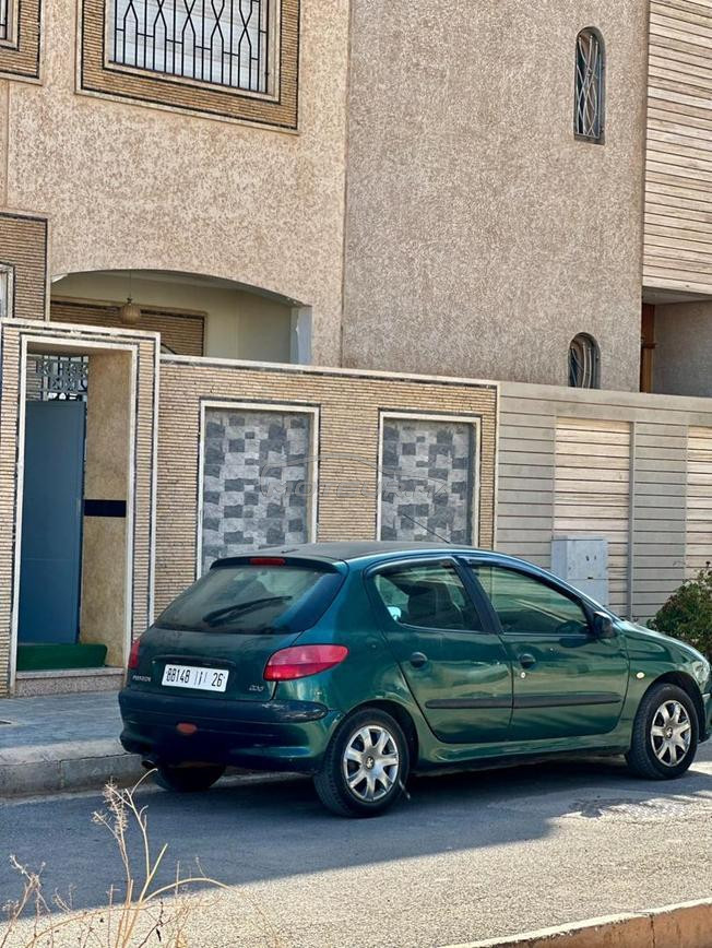 peugeot 206 hdi model 2000 dédouaner en 2009