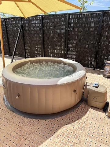 Jacuzzi spa Intex 4/6 places