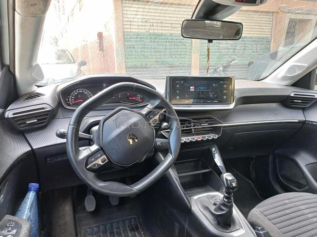 Peugeot 208.  2024