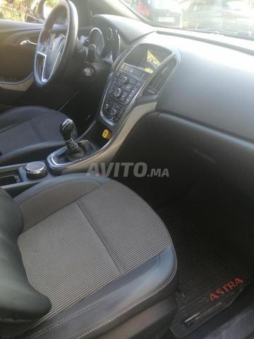 Opel Astra J - 2