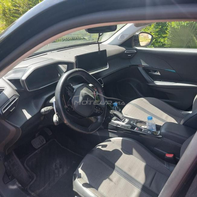 PEUGEOT 2008 AUTOMATIQUE 