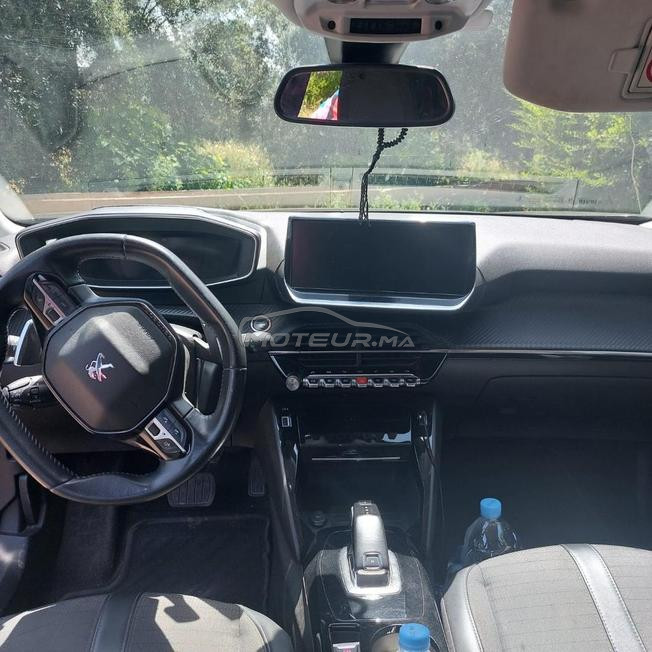 PEUGEOT 2008 AUTOMATIQUE 