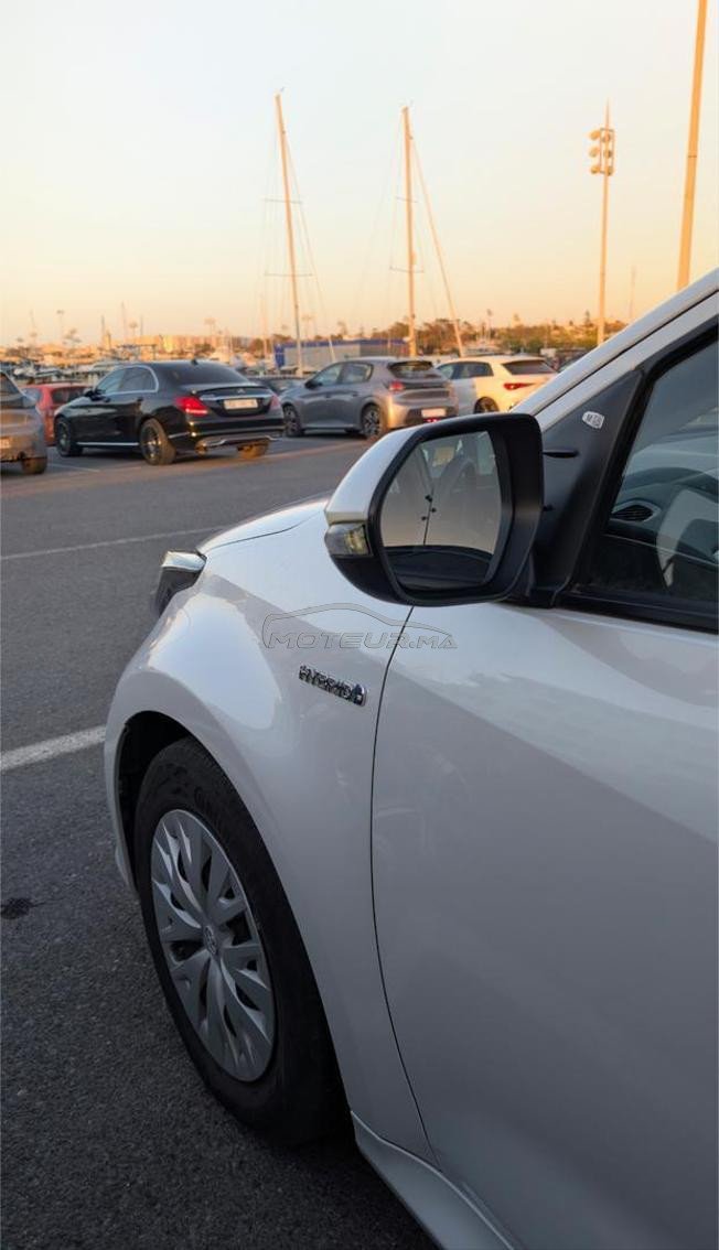 Toyota Yaris hybride 11/2022 automatique 