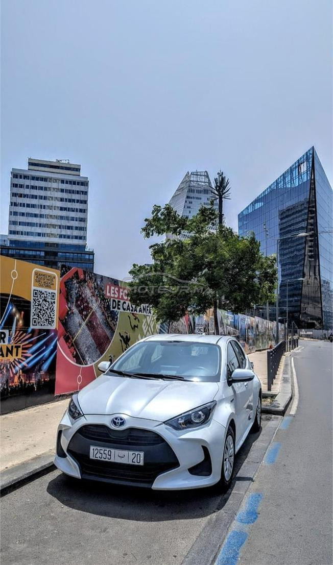 Toyota Yaris hybride 11/2022 automatique 