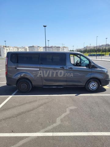🚐 فورد ترانزيت كاستم 2017 – 9 مقاعد – 2.0 لتر
