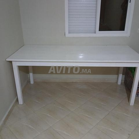 Bureau et grande table, longueur 2m, largeur 85cm, hauteur 80cm - 2