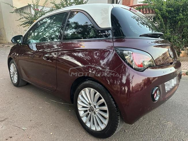 Opel Adam 1er main essence modèle 2018