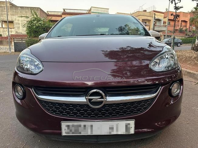 Opel Adam 1er main essence modèle 2018