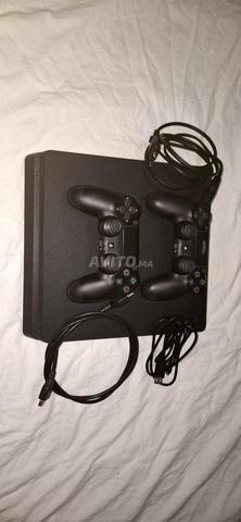 PS4 Slim 1TB 2 Manettes Originales 5 Jeux - 2