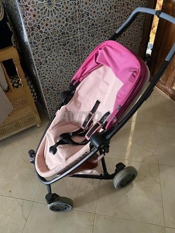 عربة أطفال