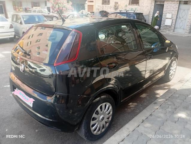 Fiat Punto 2016 mazout 5 chevaux Deroua Casablanca - 2