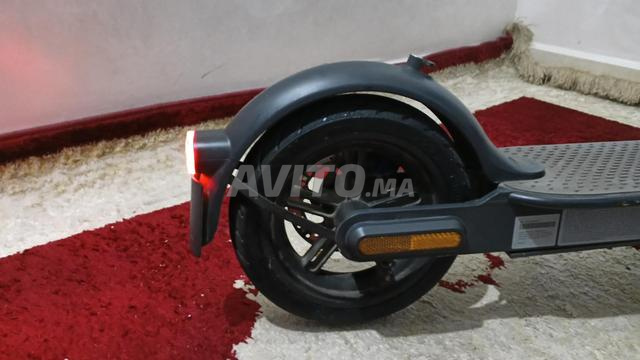 Trottinette électrique Xiaomi Scooter 3 - 2