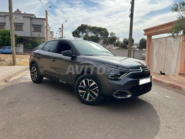 Citroën C4 Shine tout option