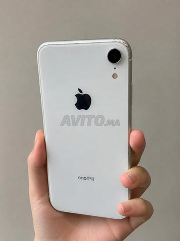 آيفون XR للبيع - 2