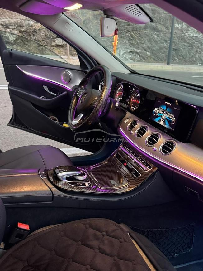 Mercedes Benz E220 