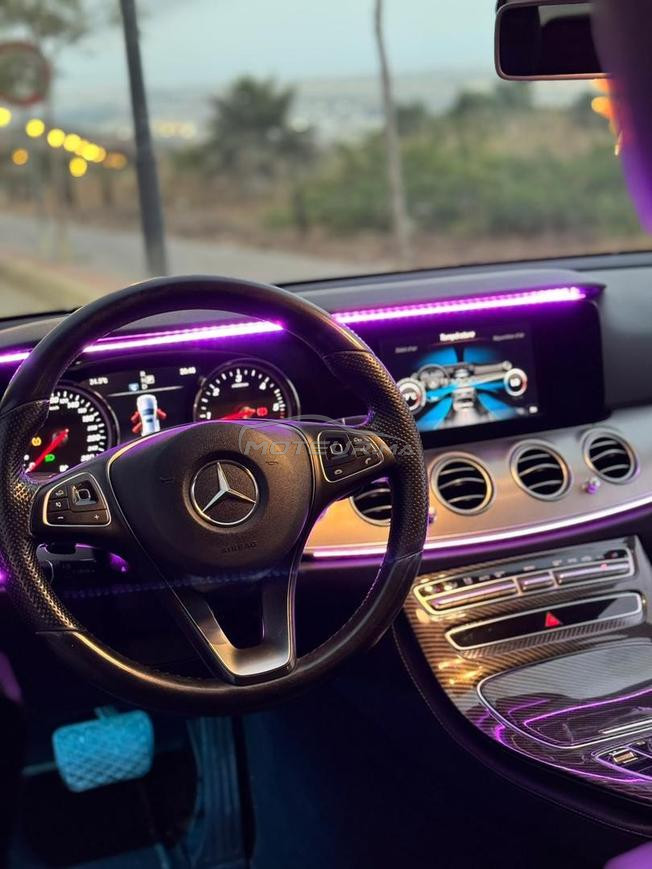 Mercedes Benz E220 