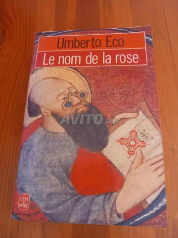 Livre "Le Nom de la Rose" d'Umberto Eco