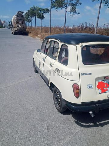Renault R4 Essence Manuelle 1987 à Skhirat - 2