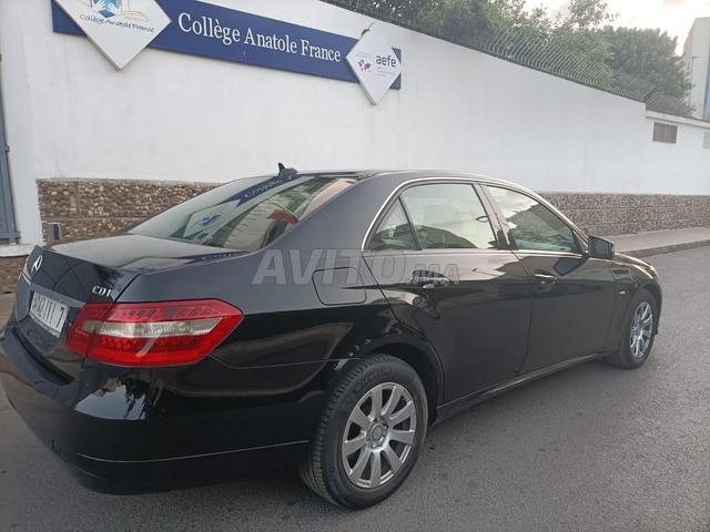 MERCEDES-BENZ CLASSE E 250 - 2