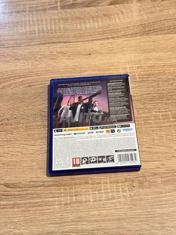 PS5 CD GTA5 comme neuf utilisé pour tester - 2