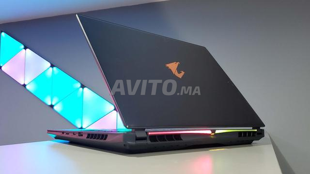 Aorus Elite RTX 5070 Intel Ultra 9