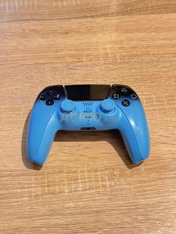 يد تحكم PS5 إصدار محدود جديدة لم تستخدم أبداً