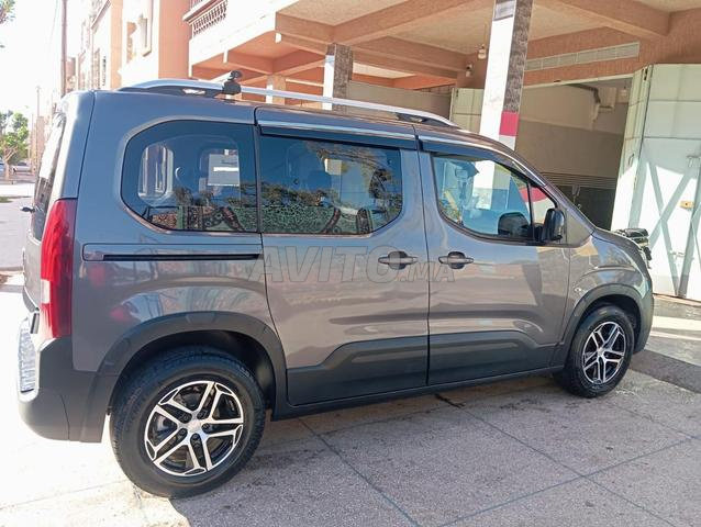 Peugeot Rifter Diesel Manuelle 2022 à Agadir - 2
