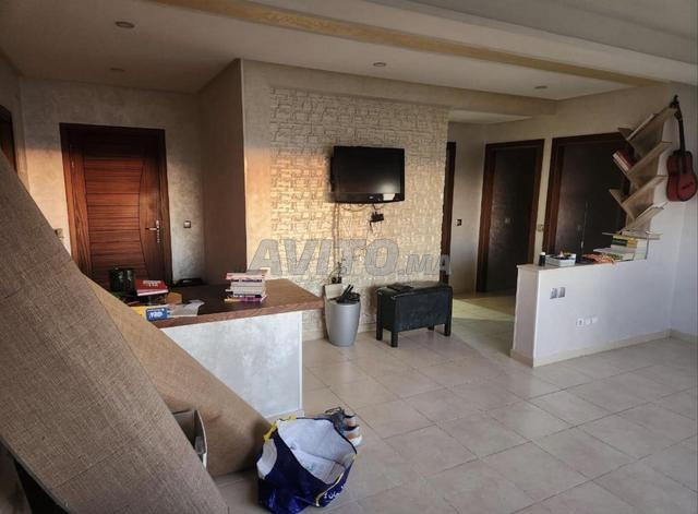 Appartement à louer 90 m² à Rabat - 2