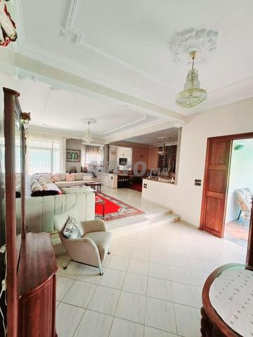 Villa à Vendre 552m² avec Jardin La Colline - Anfa