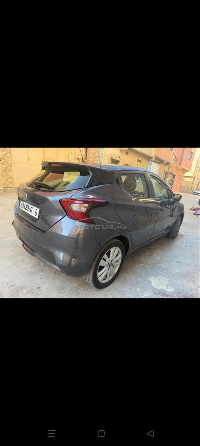 nissan mecra 
