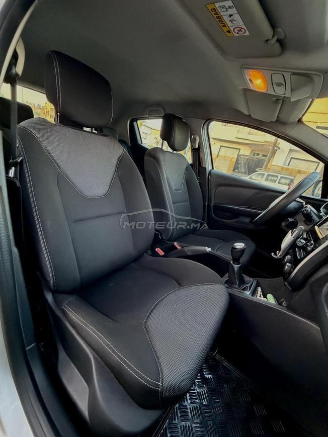 Renault clio 4 essence première main