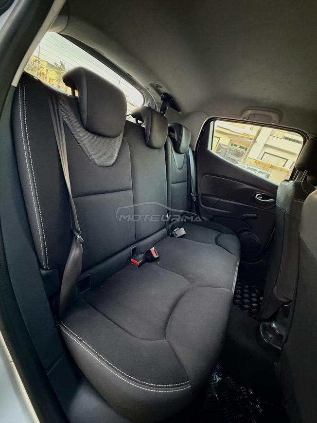 Renault clio 4 essence première main