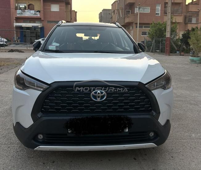 TOYOTA COROLLA CROSS / Hybrid (model 2022)