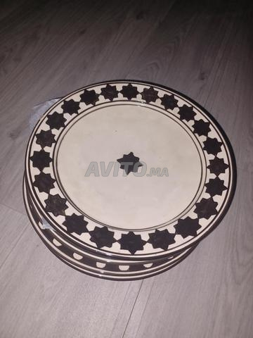8 assiettes noires et 6 assiettes noir et blanc - 2