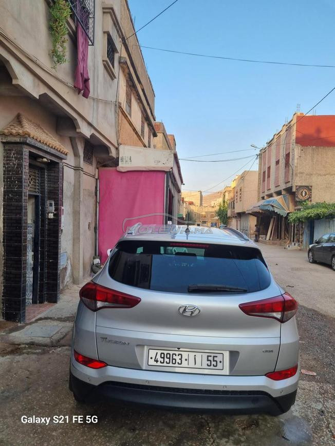 tucson très bonne état 