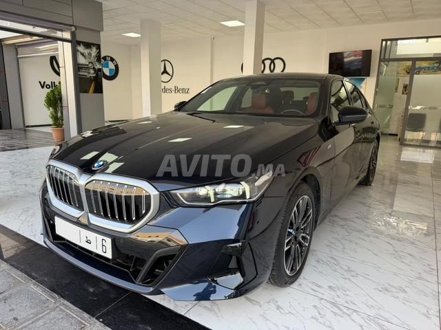 ستارتوب أغادير تعرض للبيع BMW الفئة الخامسة ديزل أوتوماتيك 2024/11 في أغادير