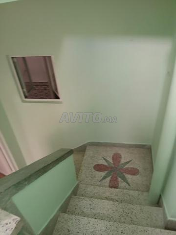 Une maison de trois niveaux à louer