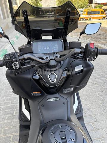 Yamaha Tmax 560 - 2