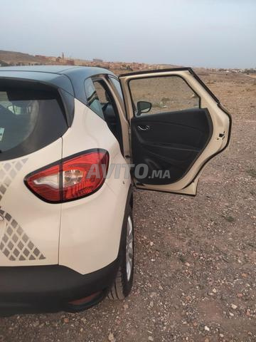 RENAULT CAPTUR - 2