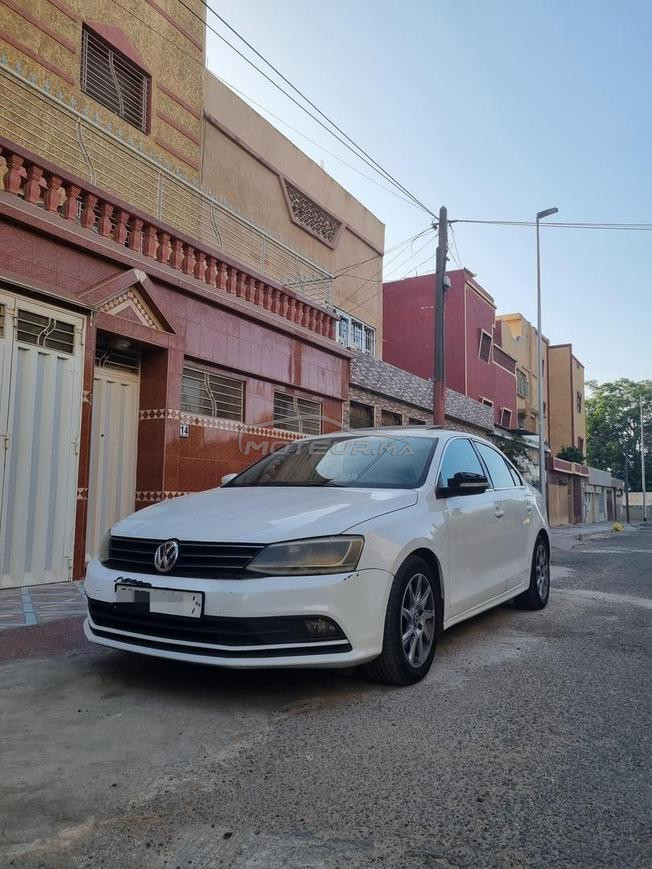 Volkswagen Jetta model 2017 tt option